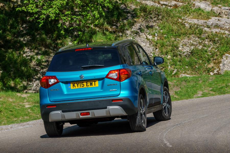  Suzuki Vitara 2015 года  (UK) (фото 3 из 24)